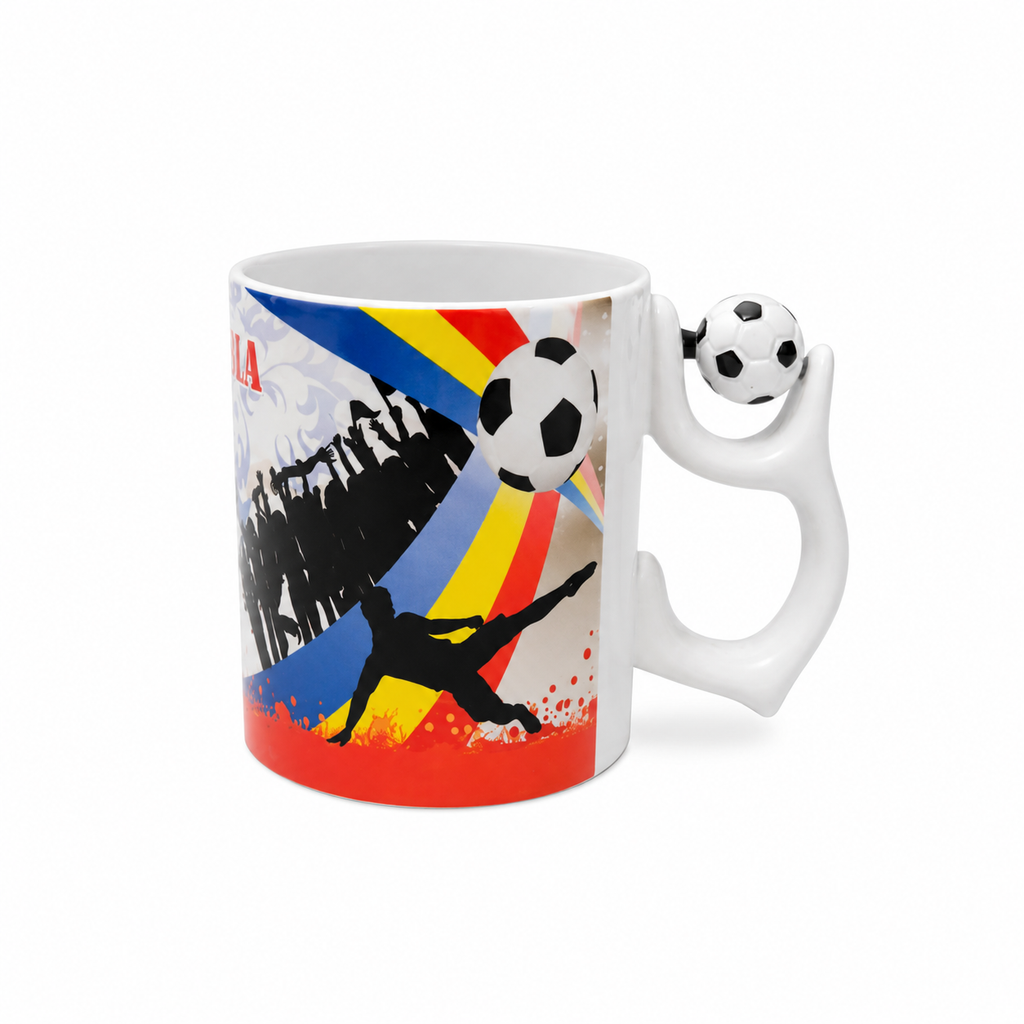 Cană România cu Minge de Fotbal pe Toartă în Cutie Cadou – Cană Ceramică Originală pentru Suporteri, 330 ml