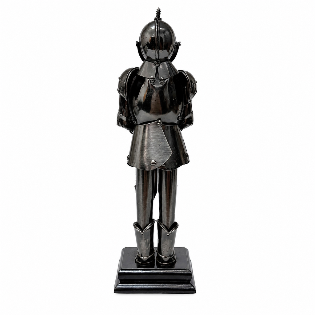 Statuetă decorativă Cavaler Medieval din metal, cu sabie și soclu, ornament pentru birou și bibliotecă